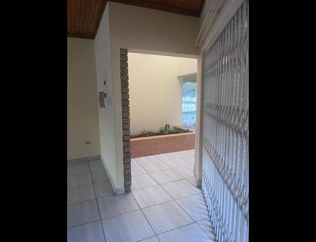 4 BEDROOM PROPERTY TO RENT IN RIVIERA PARK